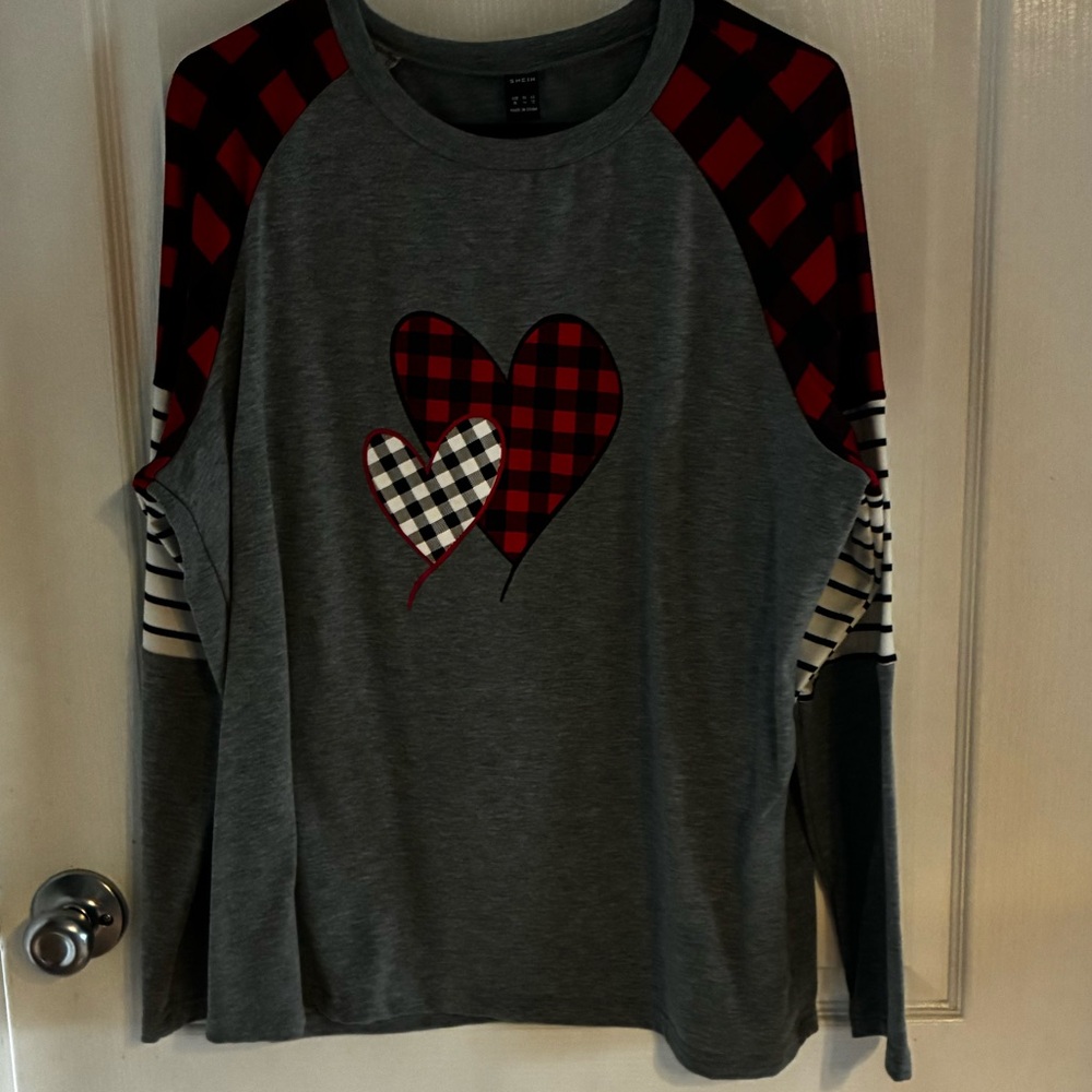 SHEIN  Long sleeve T shirt
